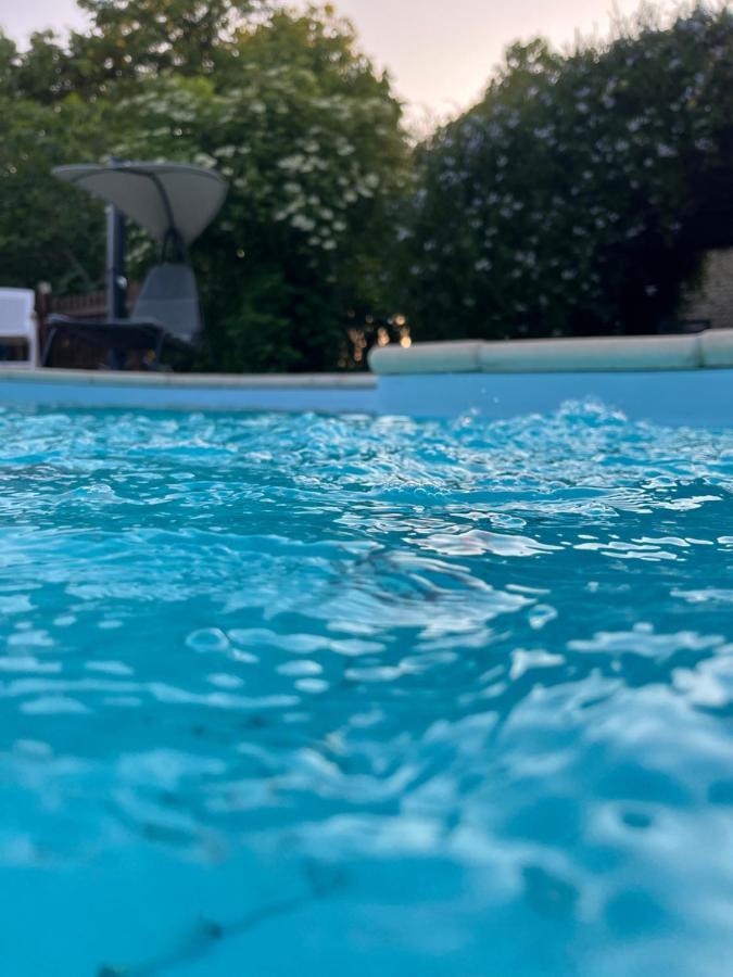 La Colline De Tilleul - Les Deux Puits - Cosy Cottage With Swimming Pool Near Aubeterre Saint-Romain  Eksteriør bilde